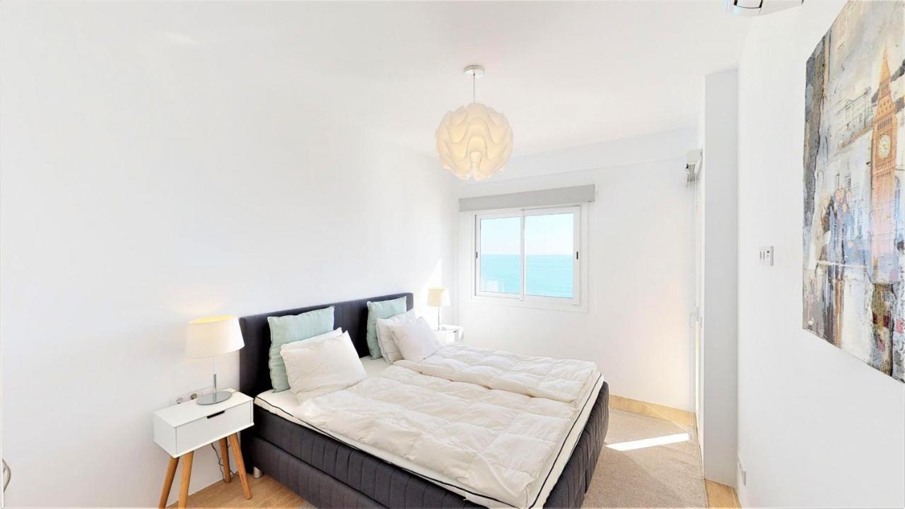 Olimpo - Fuengirola Beachfront Newly Renovated Apartment Luaran gambar